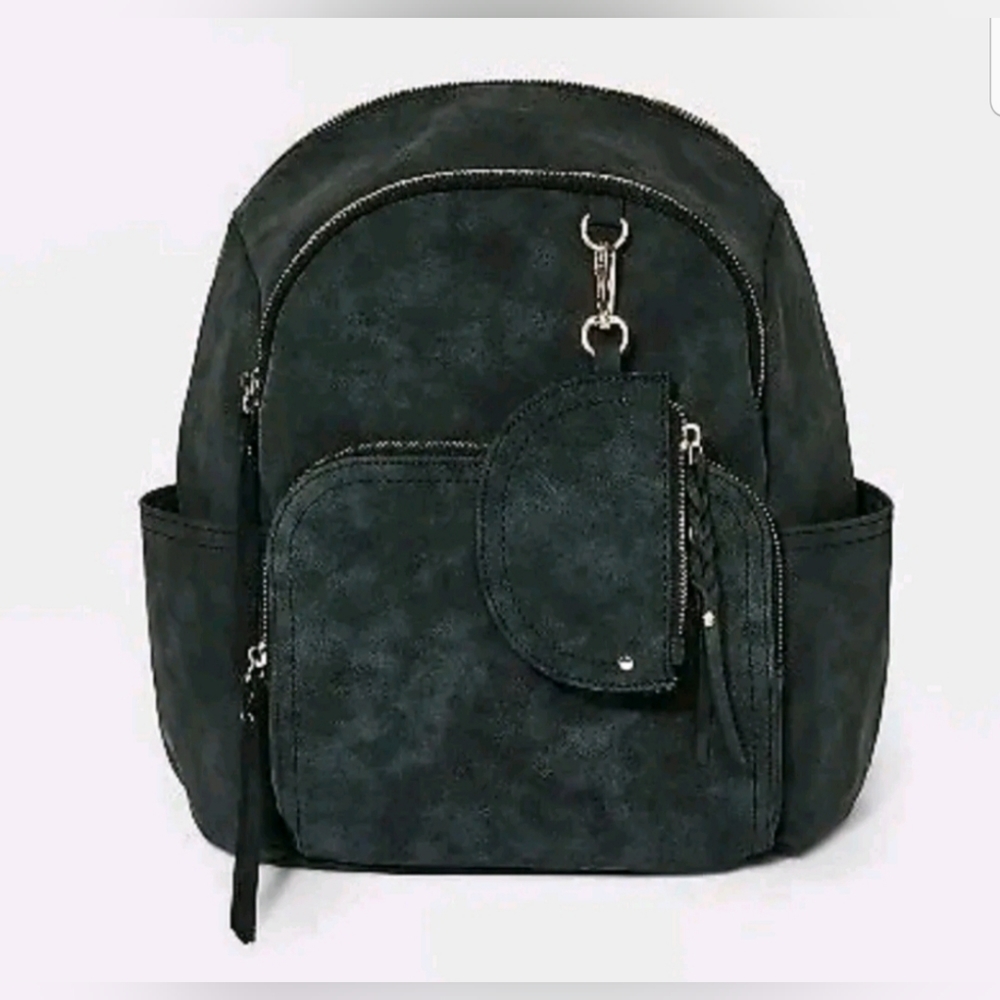 VR NYC 13.5" Convertible Sling Backpack - Black